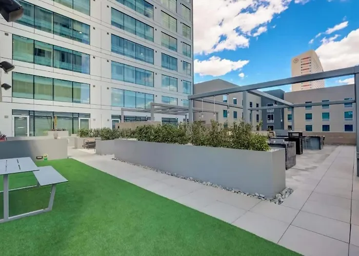 Boulevard Downtown Highrise Stu Sky Pool Parking Gym 07 Phoenix